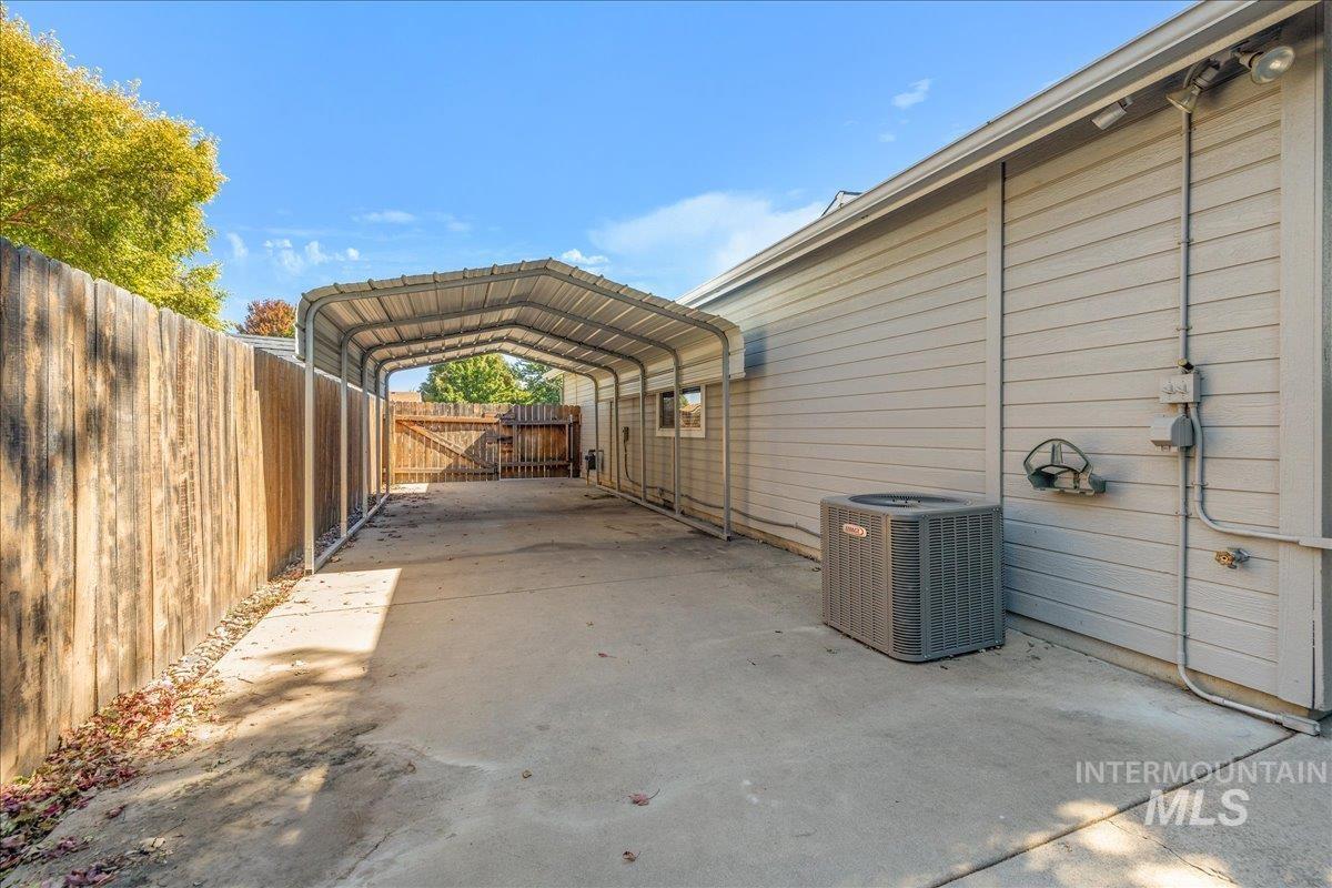929 Pelican Way, Meridian, Idaho 83642, 3 Bedrooms, 2 Bathrooms, Residential For Sale, Price $420,000,MLS 99002462
