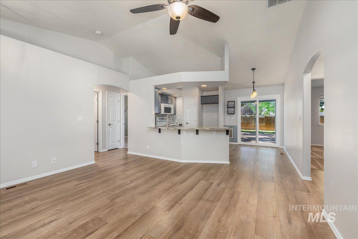 929 Pelican Way, Meridian, Idaho 83642, 3 Bedrooms, 2 Bathrooms, Residential For Sale, Price $420,000,MLS 99002462