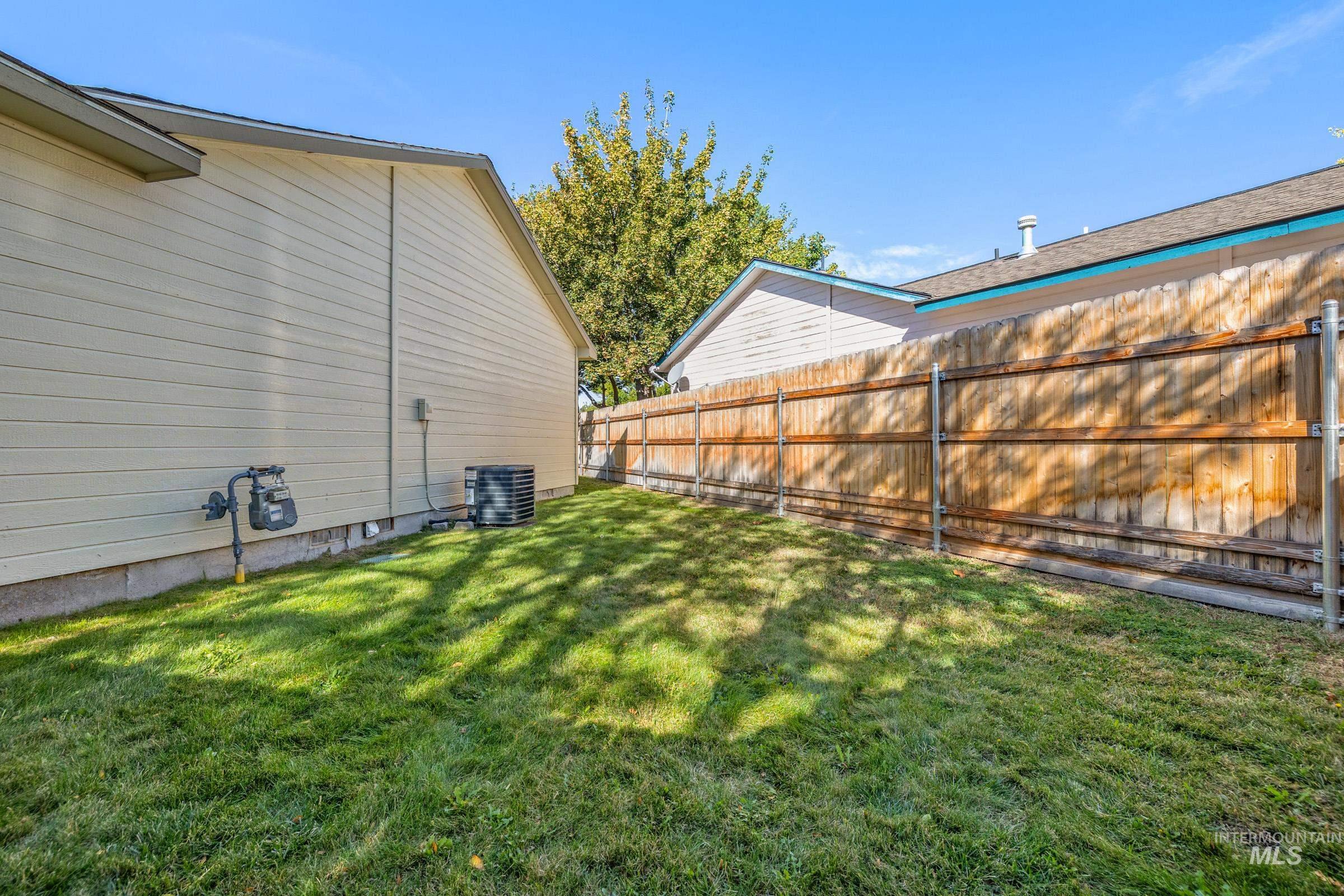 3660 E Eastgate Drive, Boise, Idaho 83716, 3 Bedrooms, 2 Bathrooms, Residential For Sale, Price $447,000,MLS 99002464