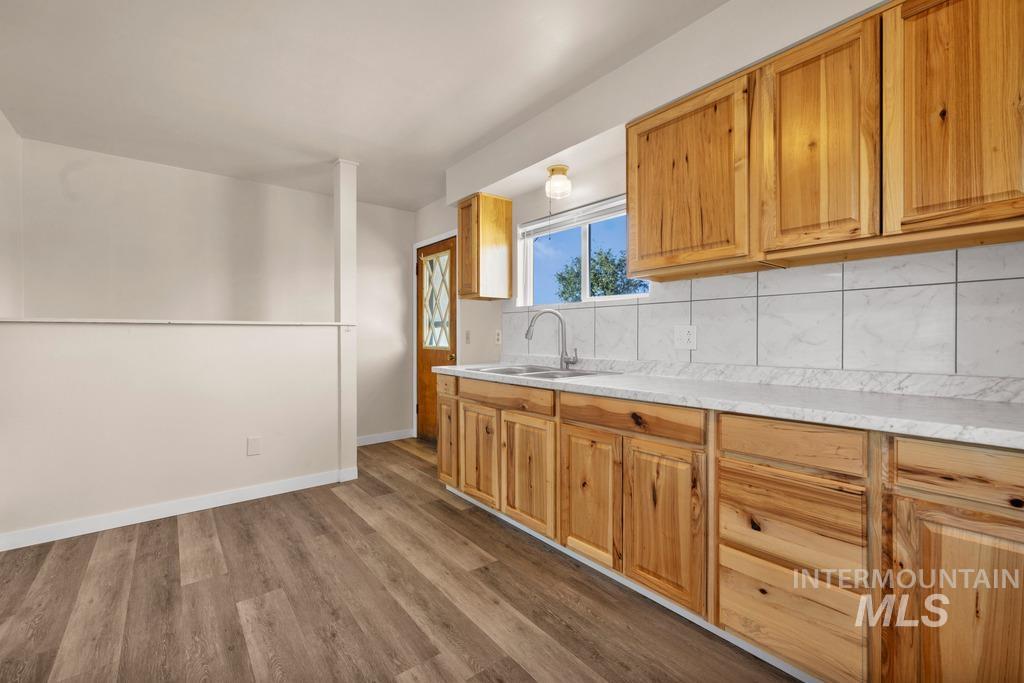 553 Quincy Street, Twin Falls, Idaho 83301, 4 Bedrooms, 2 Bathrooms, Residential For Sale, Price $295,000,MLS 99002465