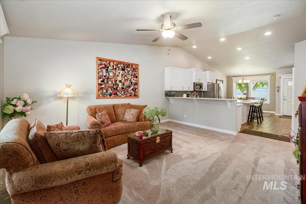 2834 E Clarene Dr, Meridian, Idaho 83646, 3 Bedrooms, 2 Bathrooms, Residential For Sale, Price $410,000, 99002466