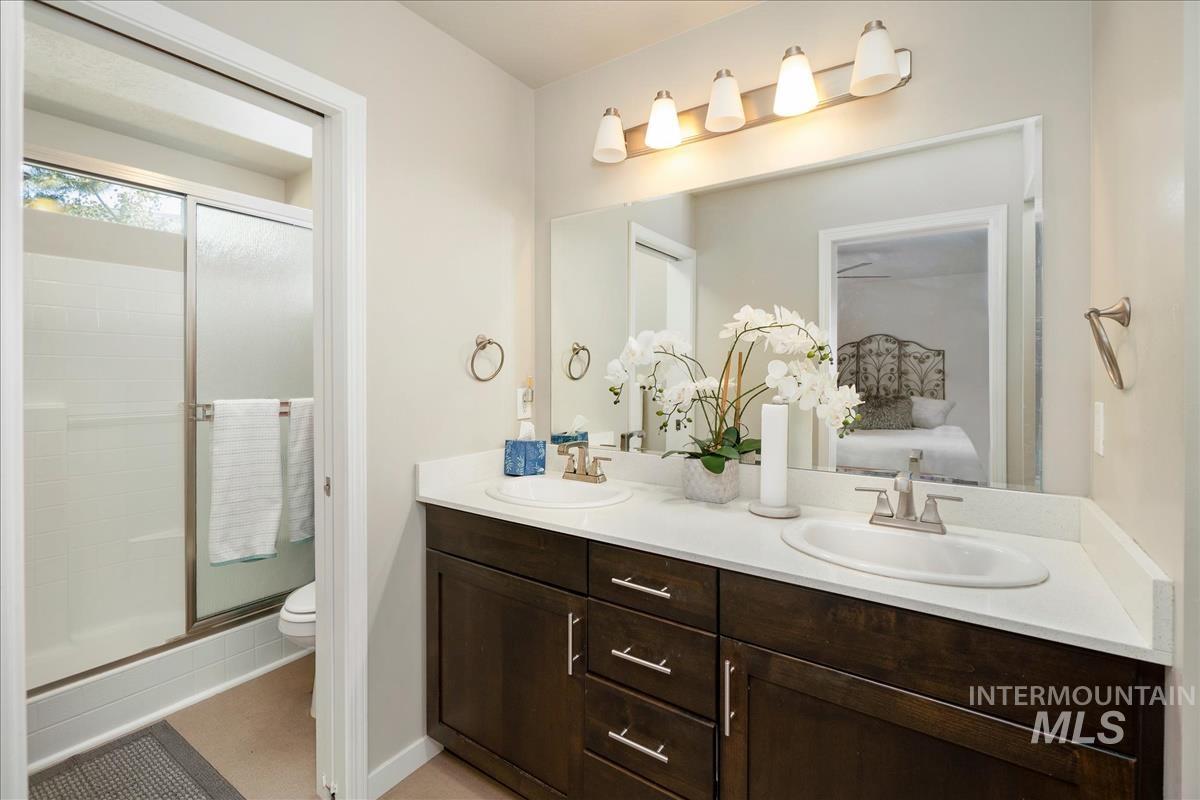 2834 E Clarene Dr, Meridian, Idaho 83646, 3 Bedrooms, 2 Bathrooms, Residential For Sale, Price $410,000, 99002466
