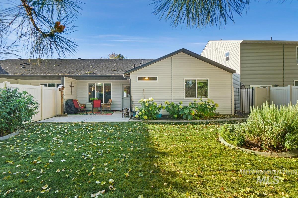 2834 E Clarene Dr, Meridian, Idaho 83646, 3 Bedrooms, 2 Bathrooms, Residential For Sale, Price $410,000, 99002466
