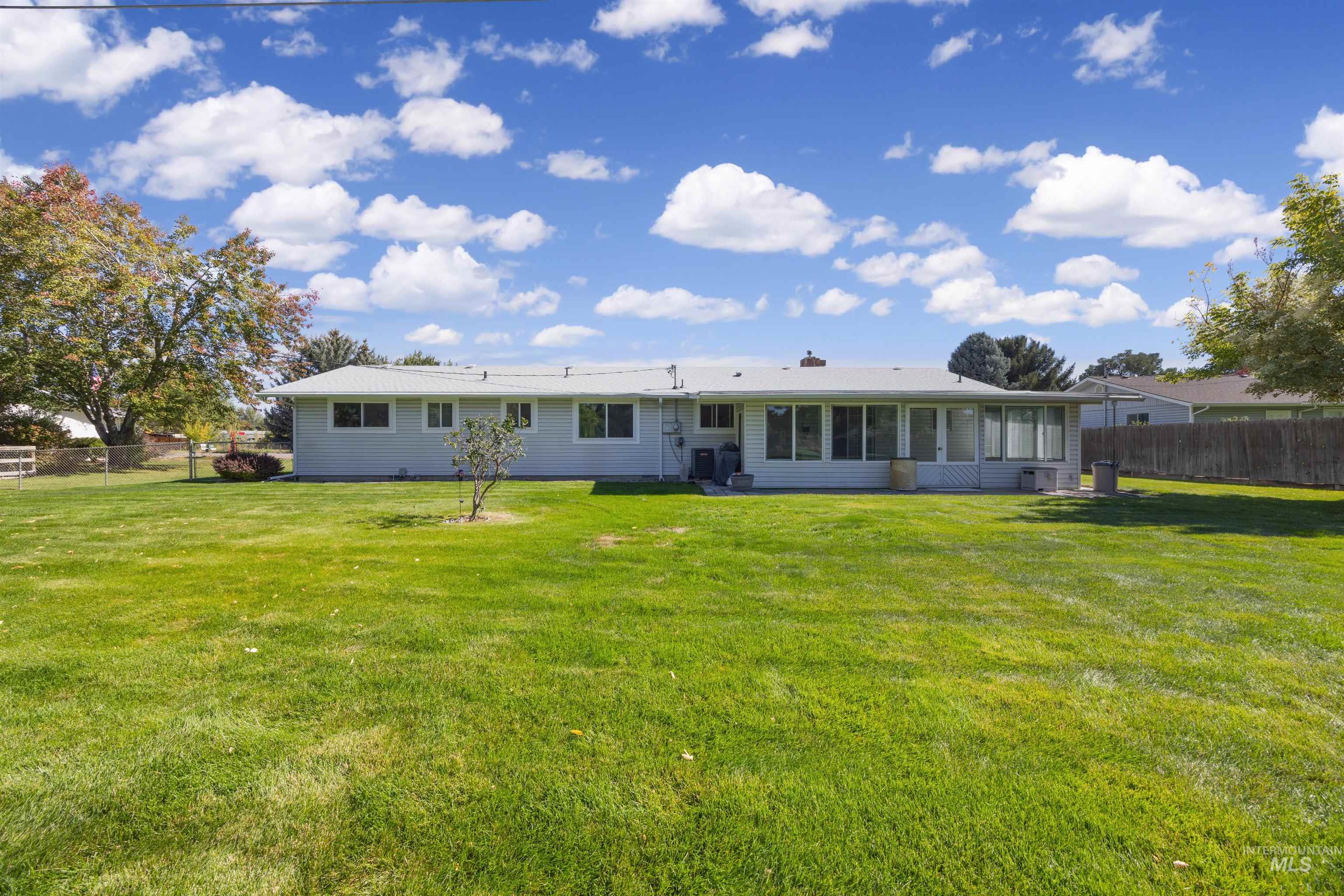 2467 S Essex, Boise, Idaho 83709, 3 Bedrooms, 2.5 Bathrooms, Residential For Sale, Price $579,000, 99002468