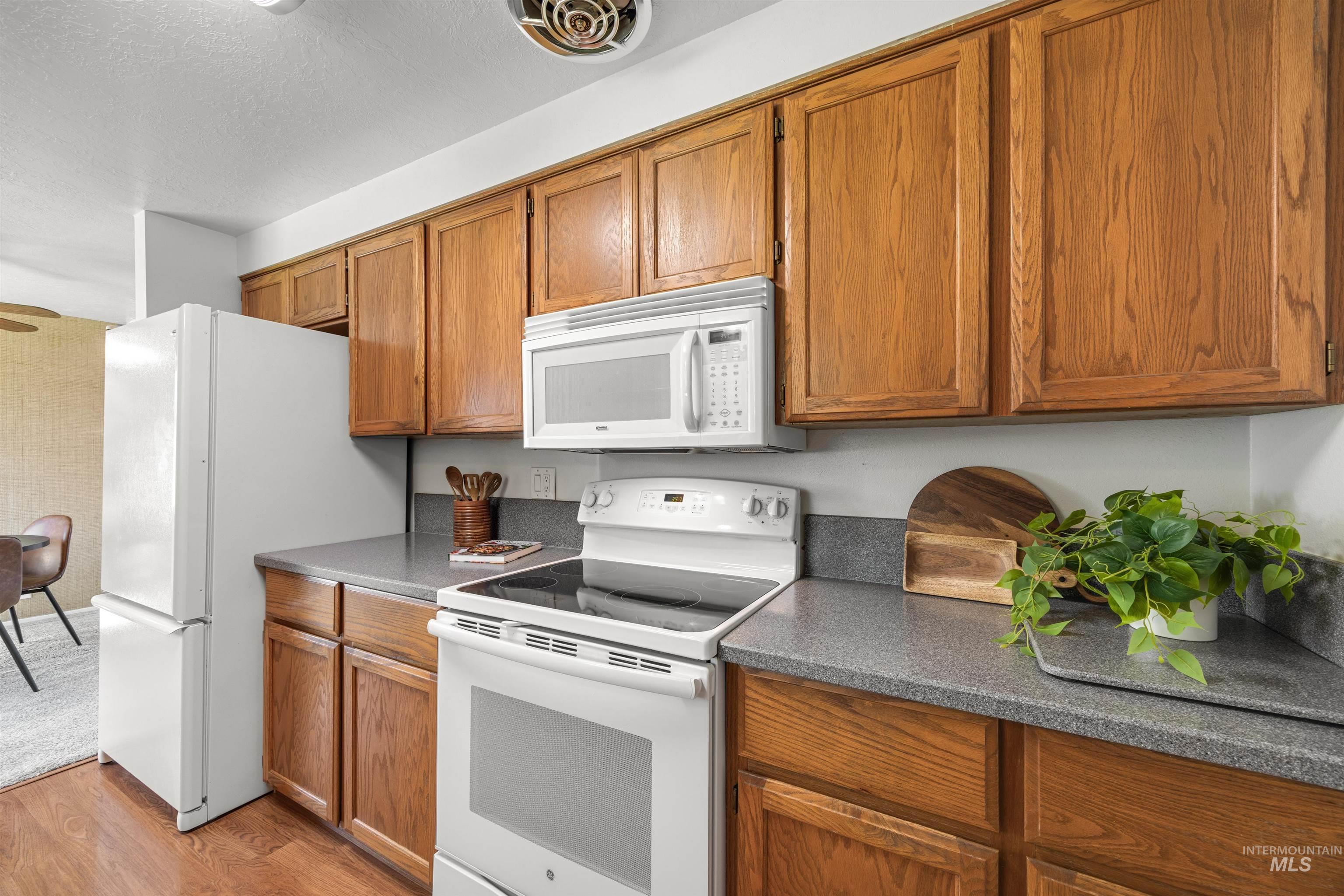 2467 S Essex, Boise, Idaho 83709, 3 Bedrooms, 2.5 Bathrooms, Residential For Sale, Price $579,000, 99002468