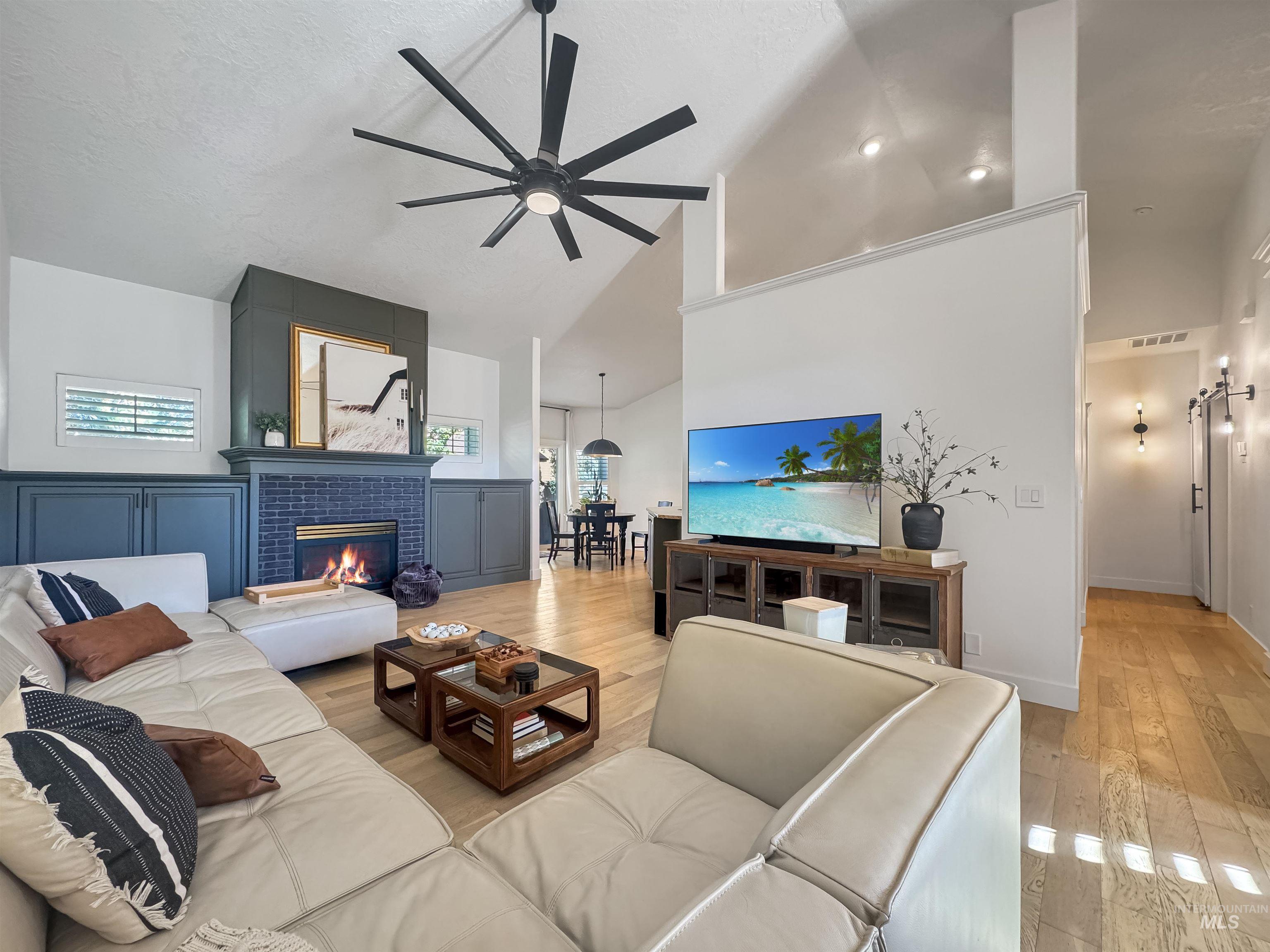 3917 N Waterloo Way, Boise, Idaho 83713, 4 Bedrooms, 2 Bathrooms, Residential For Sale, Price $660,000, 99002470