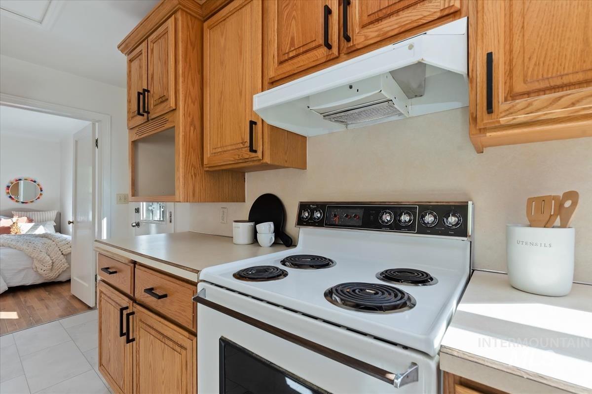 516 E Hawaii Ave, Nampa, Idaho 83686, 3 Bedrooms, 1 Bathroom, Residential For Sale, Price $375,000, 99002472