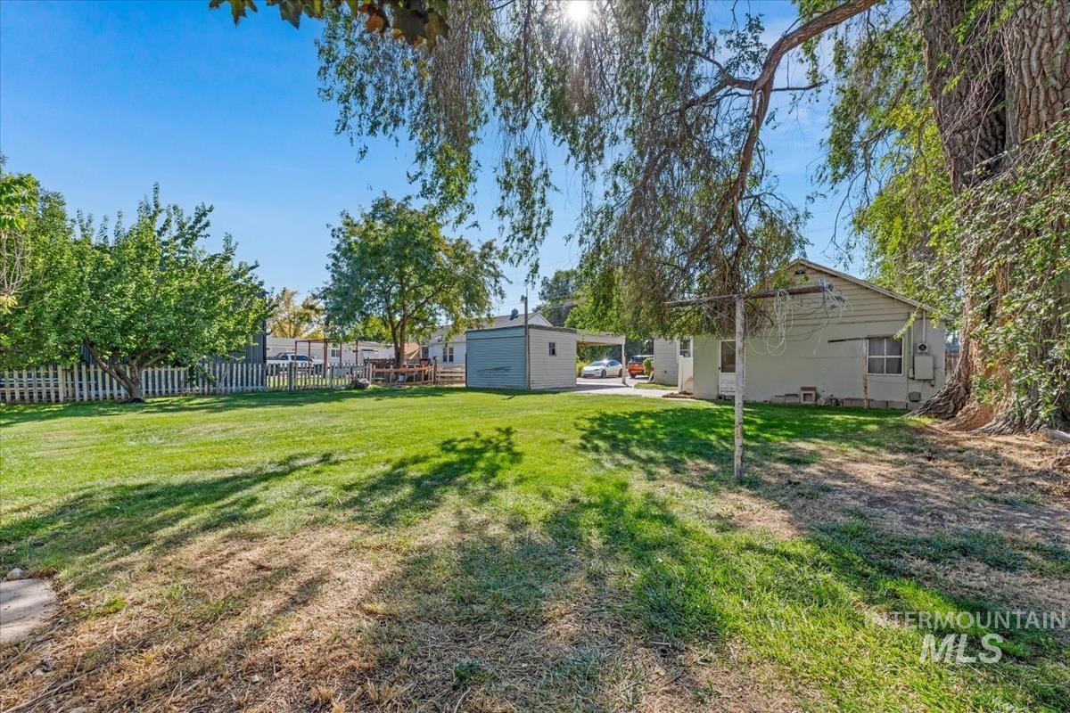 516 E Hawaii Ave, Nampa, Idaho 83686, 3 Bedrooms, 1 Bathroom, Residential For Sale, Price $375,000, 99002472
