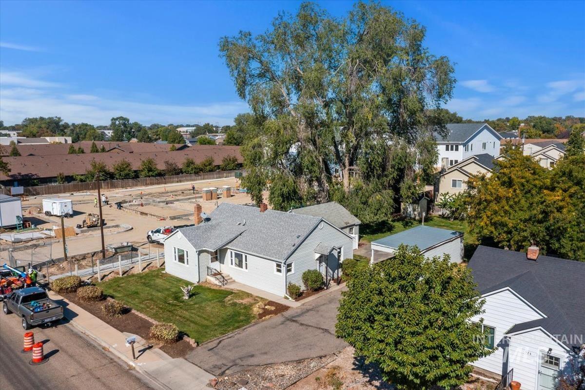 516 E Hawaii Ave, Nampa, Idaho 83686, 3 Bedrooms, 1 Bathroom, Residential For Sale, Price $375,000, 99002472
