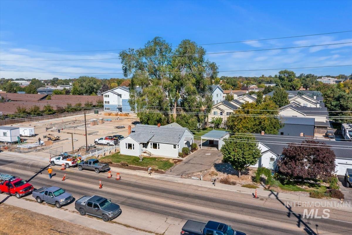 516 E Hawaii Ave, Nampa, Idaho 83686, 3 Bedrooms, 1 Bathroom, Residential For Sale, Price $375,000, 99002472