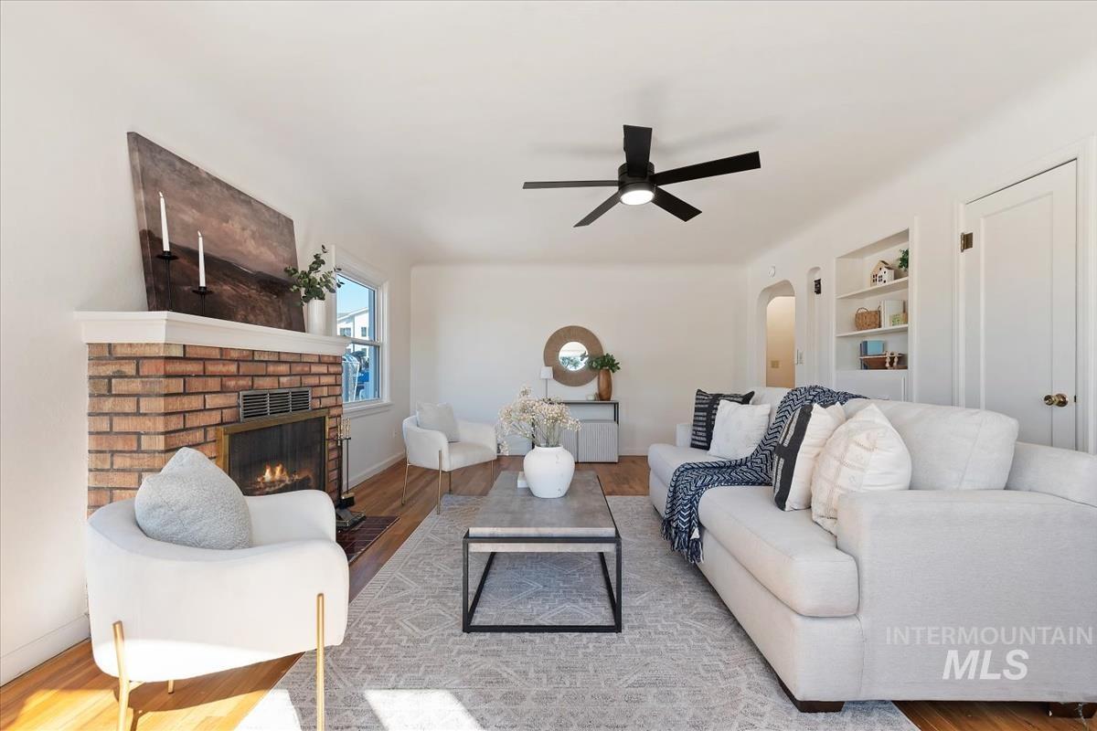 516 E Hawaii Ave, Nampa, Idaho 83686, 3 Bedrooms, 1 Bathroom, Residential For Sale, Price $375,000, 99002472