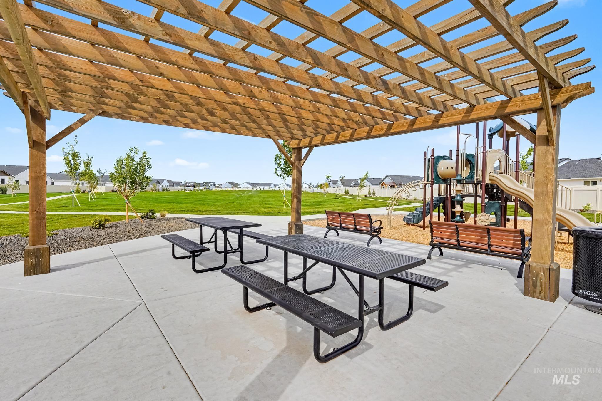 4406 S Yankees Wy, Nampa, Idaho 83686, 4 Bedrooms, 2.5 Bathrooms, Residential For Sale, Price $494,990,MLS 99002474