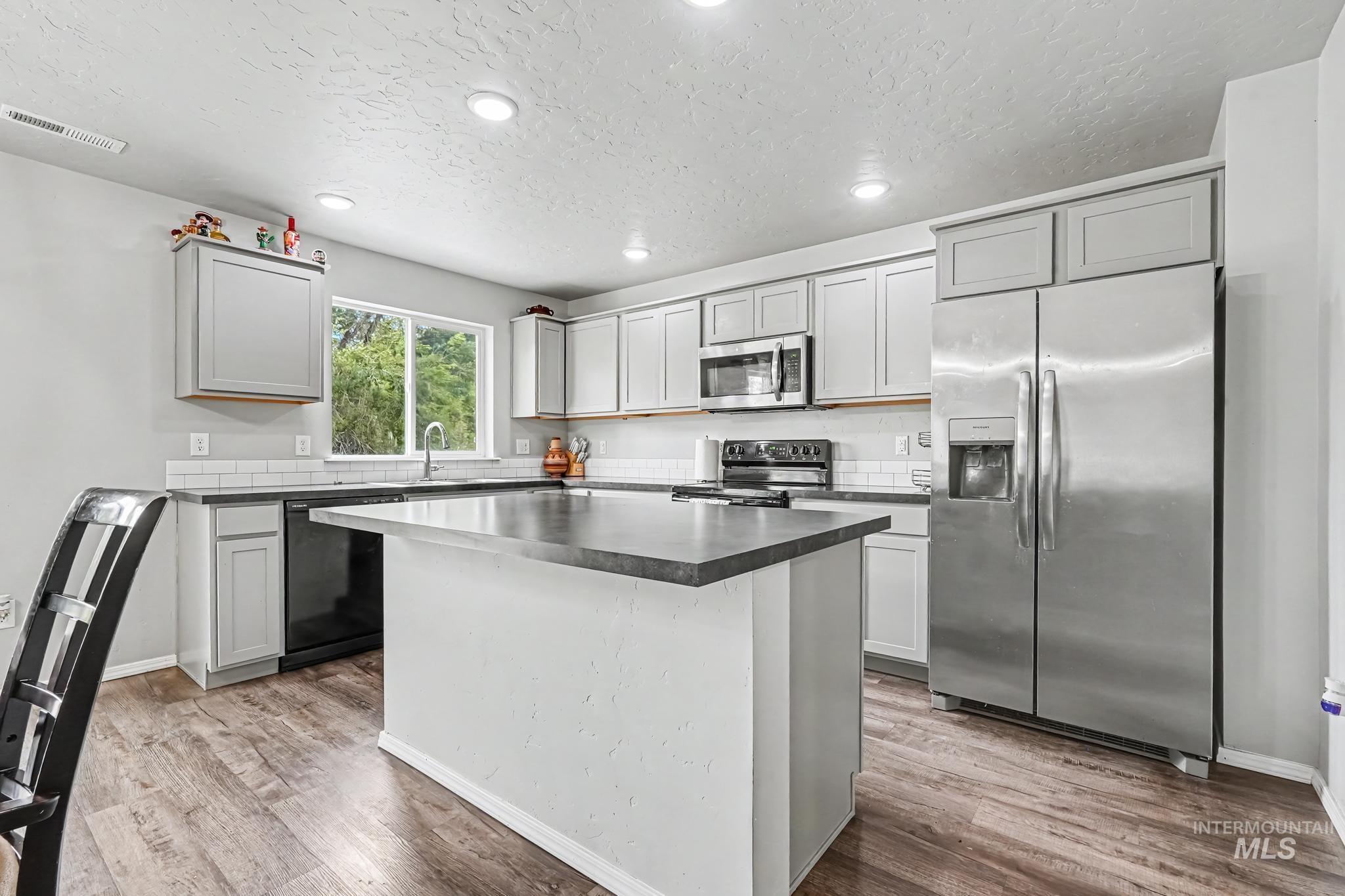 4406 S Yankees Wy, Nampa, Idaho 83686, 4 Bedrooms, 2.5 Bathrooms, Residential For Sale, Price $494,990,MLS 99002474
