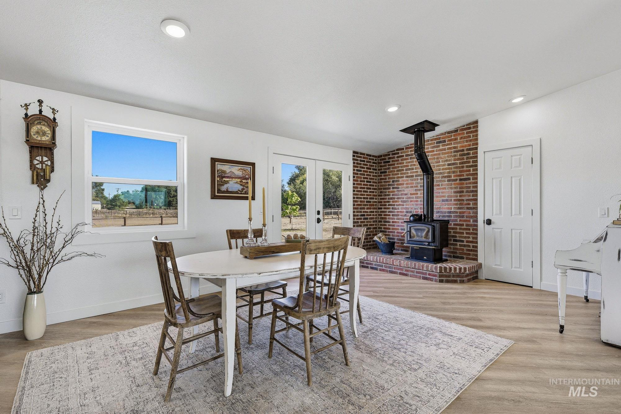 32300 Nichol Ln., Parma, Idaho 83660, 3 Bedrooms, 2 Bathrooms, Residential For Sale, Price $569,900, 99002476