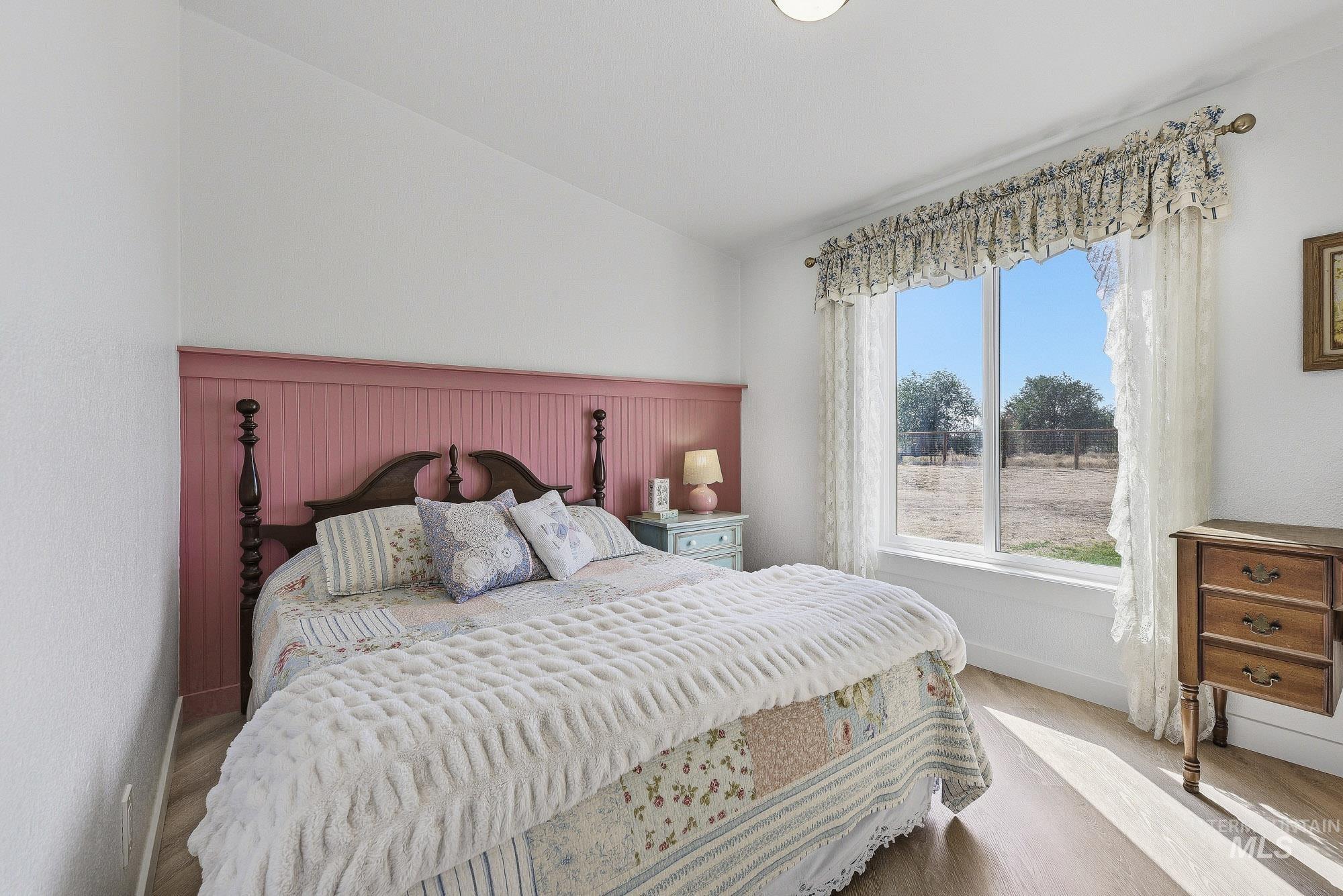 32300 Nichol Ln., Parma, Idaho 83660, 3 Bedrooms, 2 Bathrooms, Residential For Sale, Price $569,900, 99002476