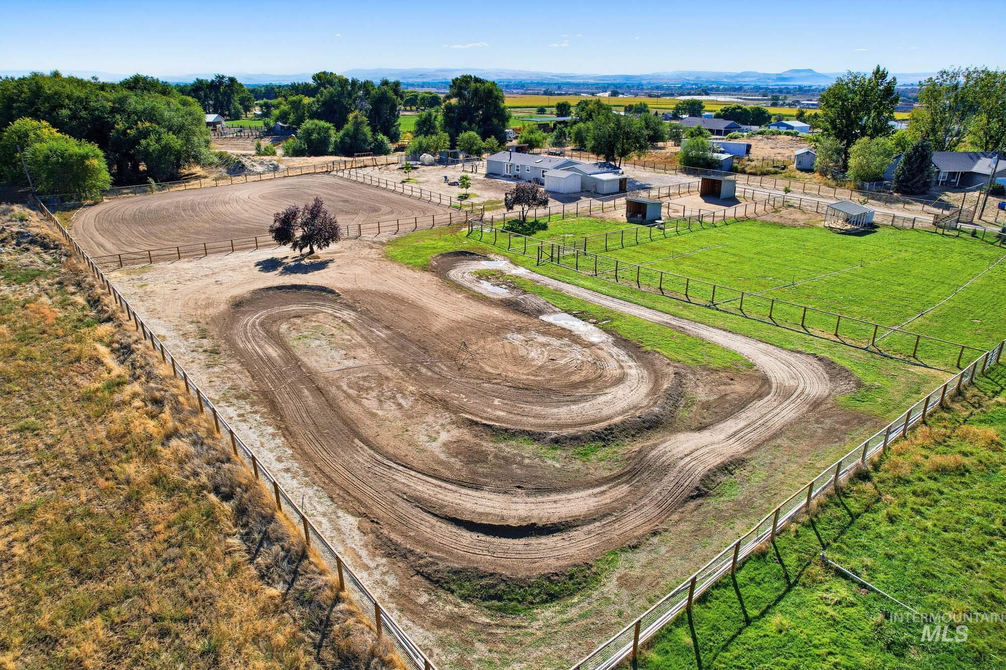 32300 Nichol Ln., Parma, Idaho 83660, 3 Bedrooms, 2 Bathrooms, Residential For Sale, Price $569,900, 99002476
