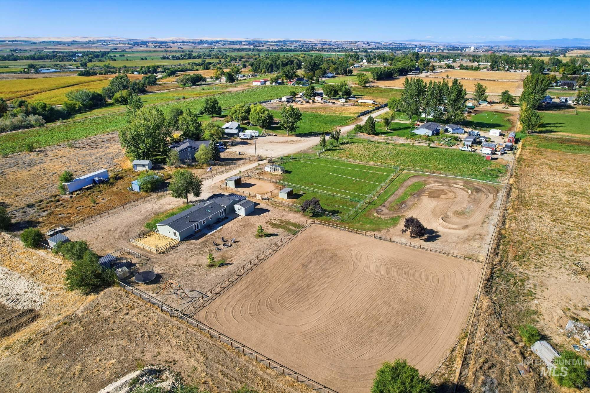 32300 Nichol Ln., Parma, Idaho 83660, 3 Bedrooms, 2 Bathrooms, Residential For Sale, Price $569,900, 99002476