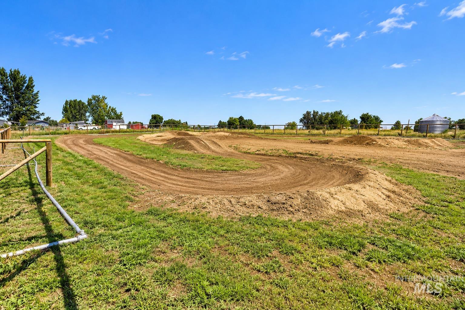 32300 Nichol Ln., Parma, Idaho 83660, 3 Bedrooms, 2 Bathrooms, Residential For Sale, Price $569,900, 99002476