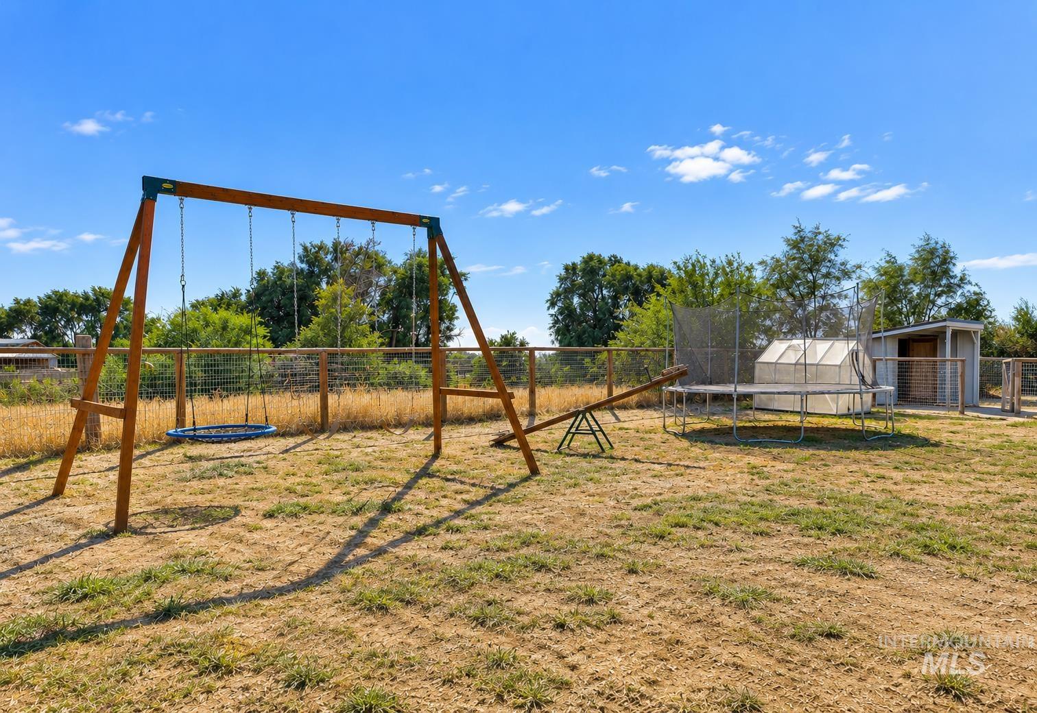 32300 Nichol Ln., Parma, Idaho 83660, 3 Bedrooms, 2 Bathrooms, Residential For Sale, Price $569,900, 99002476