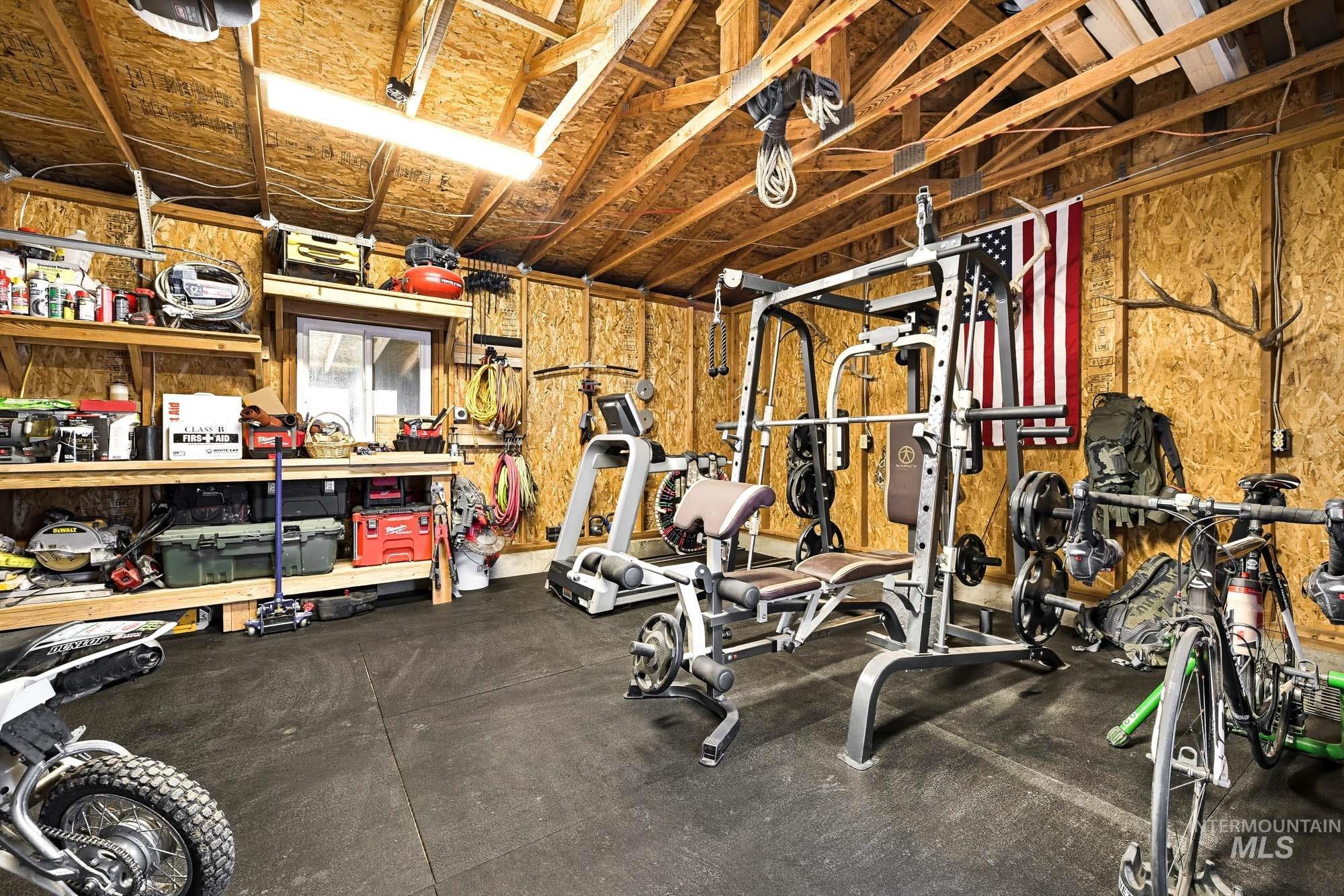32300 Nichol Ln., Parma, Idaho 83660, 3 Bedrooms, 2 Bathrooms, Residential For Sale, Price $569,900, 99002476