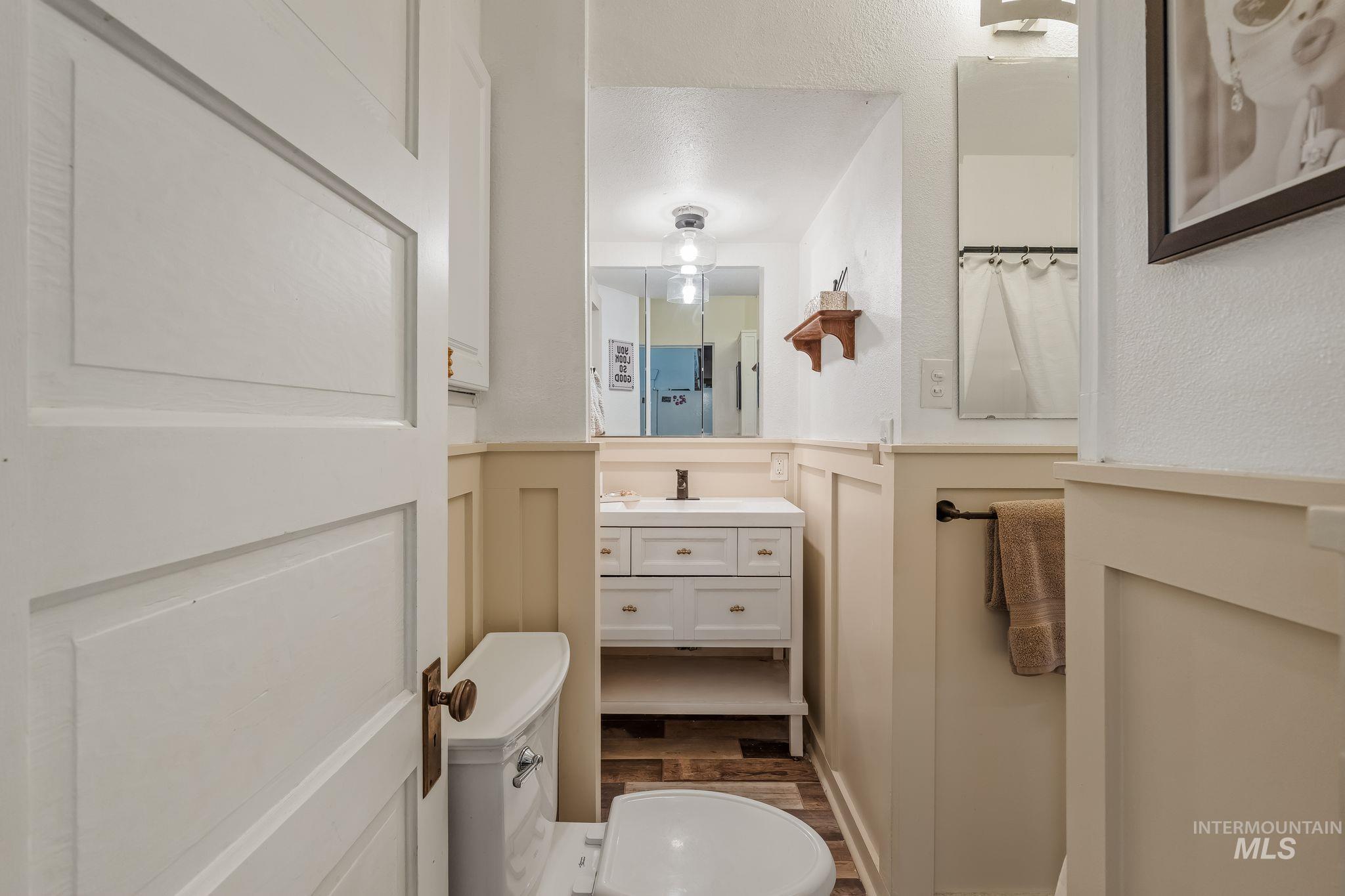 710 12th Street, Clarkston, Washington 99403, 4 Bedrooms, 2 Bathrooms, Residential For Sale, Price $325,000, 99002477