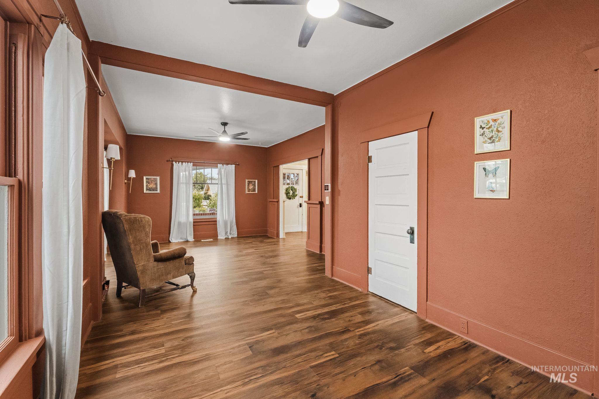 710 12th Street, Clarkston, Washington 99403, 4 Bedrooms, 2 Bathrooms, Residential For Sale, Price $325,000, 99002477