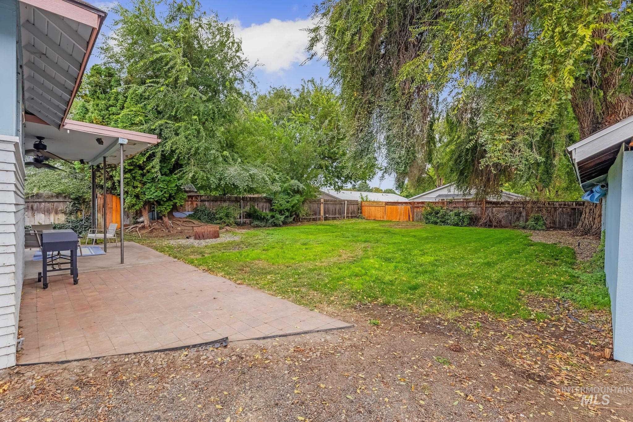 710 12th Street, Clarkston, Washington 99403, 4 Bedrooms, 2 Bathrooms, Residential For Sale, Price $325,000, 99002477