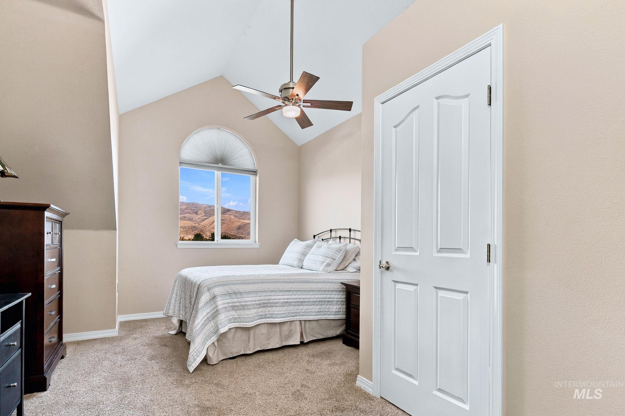 5158 S Surprise Way, Boise, Idaho 83716, 2 Bedrooms, 2 Bathrooms, Residential For Sale, Price $495,000, 99002482