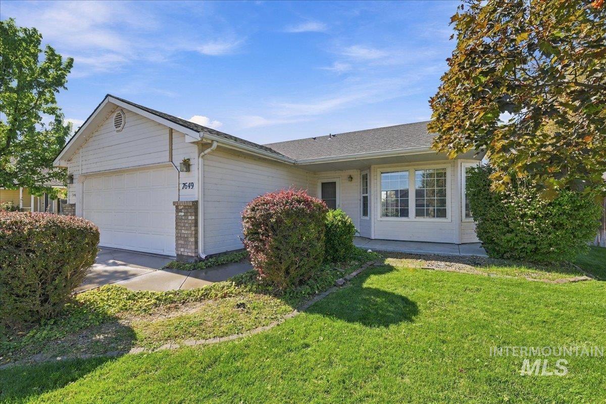 7649 Arlington Dr, Nampa, Idaho 83687, 3 Bedrooms, 2 Bathrooms, Residential For Sale, Price $348,900, 99002485