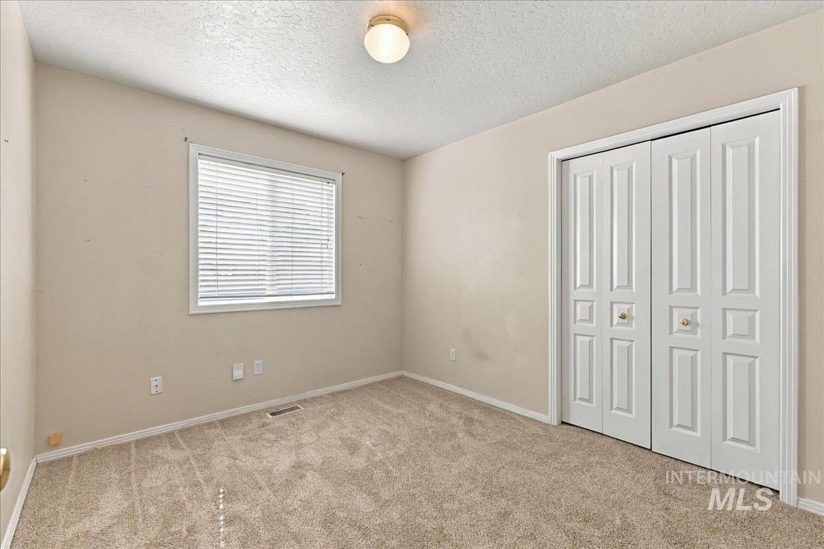 7649 Arlington Dr, Nampa, Idaho 83687, 3 Bedrooms, 2 Bathrooms, Residential For Sale, Price $348,900, 99002485