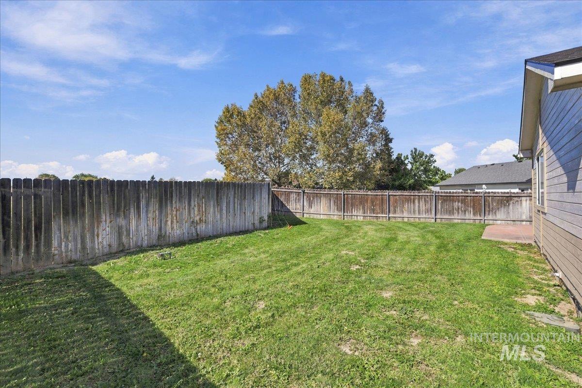 7649 Arlington Dr, Nampa, Idaho 83687, 3 Bedrooms, 2 Bathrooms, Residential For Sale, Price $348,900, 99002485
