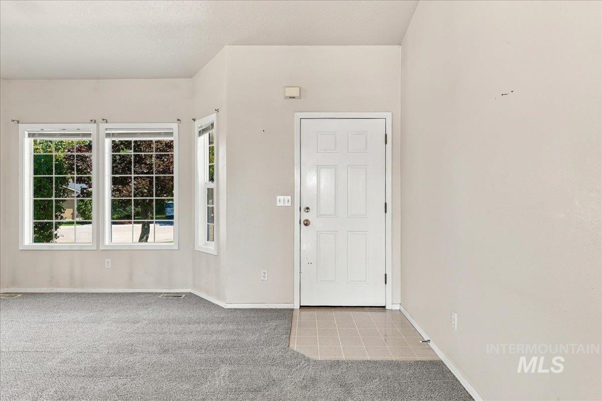 7649 Arlington Dr, Nampa, Idaho 83687, 3 Bedrooms, 2 Bathrooms, Residential For Sale, Price $348,900, 99002485