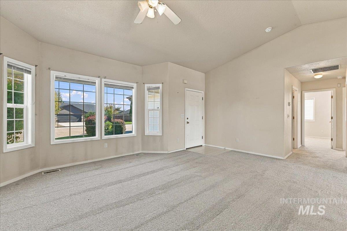 7649 Arlington Dr, Nampa, Idaho 83687, 3 Bedrooms, 2 Bathrooms, Residential For Sale, Price $348,900, 99002485