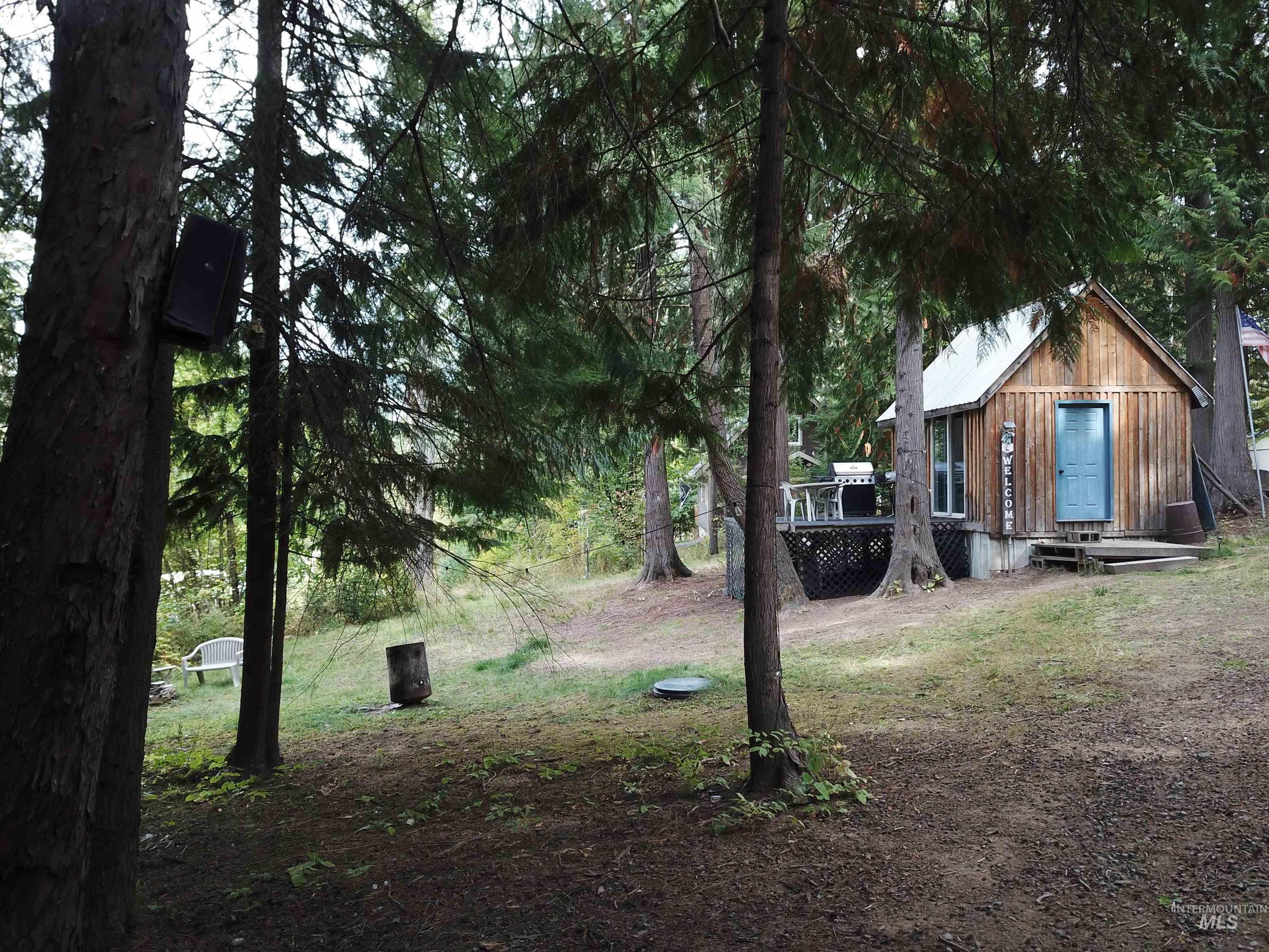 8893 E Waxwing Way, St. Maries, Idaho 83861, 1 Bedroom, 1 Bathroom, Residential For Sale, Price $310,000, 99002488