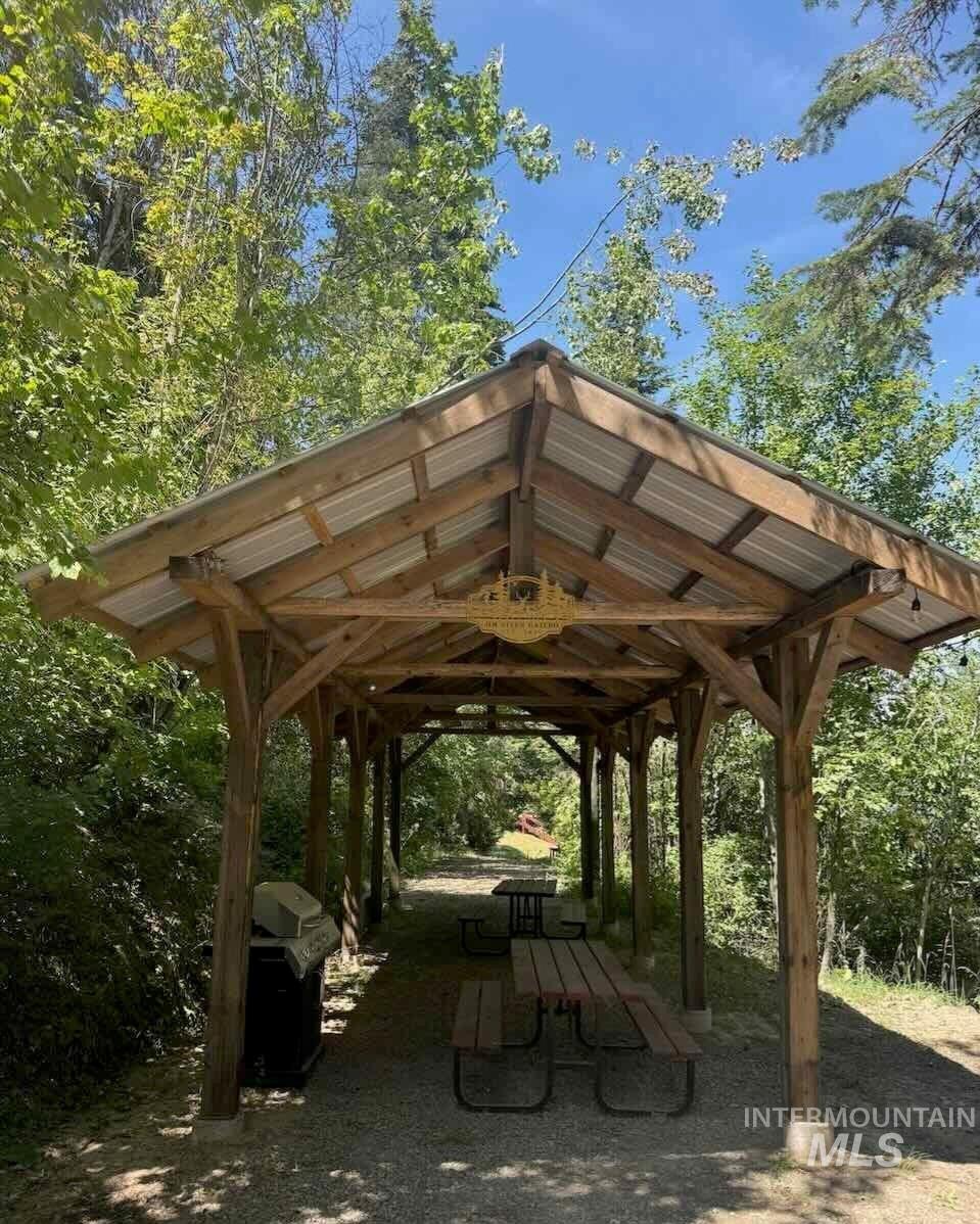 8893 E Waxwing Way, St. Maries, Idaho 83861, 1 Bedroom, 1 Bathroom, Residential For Sale, Price $310,000, 99002488