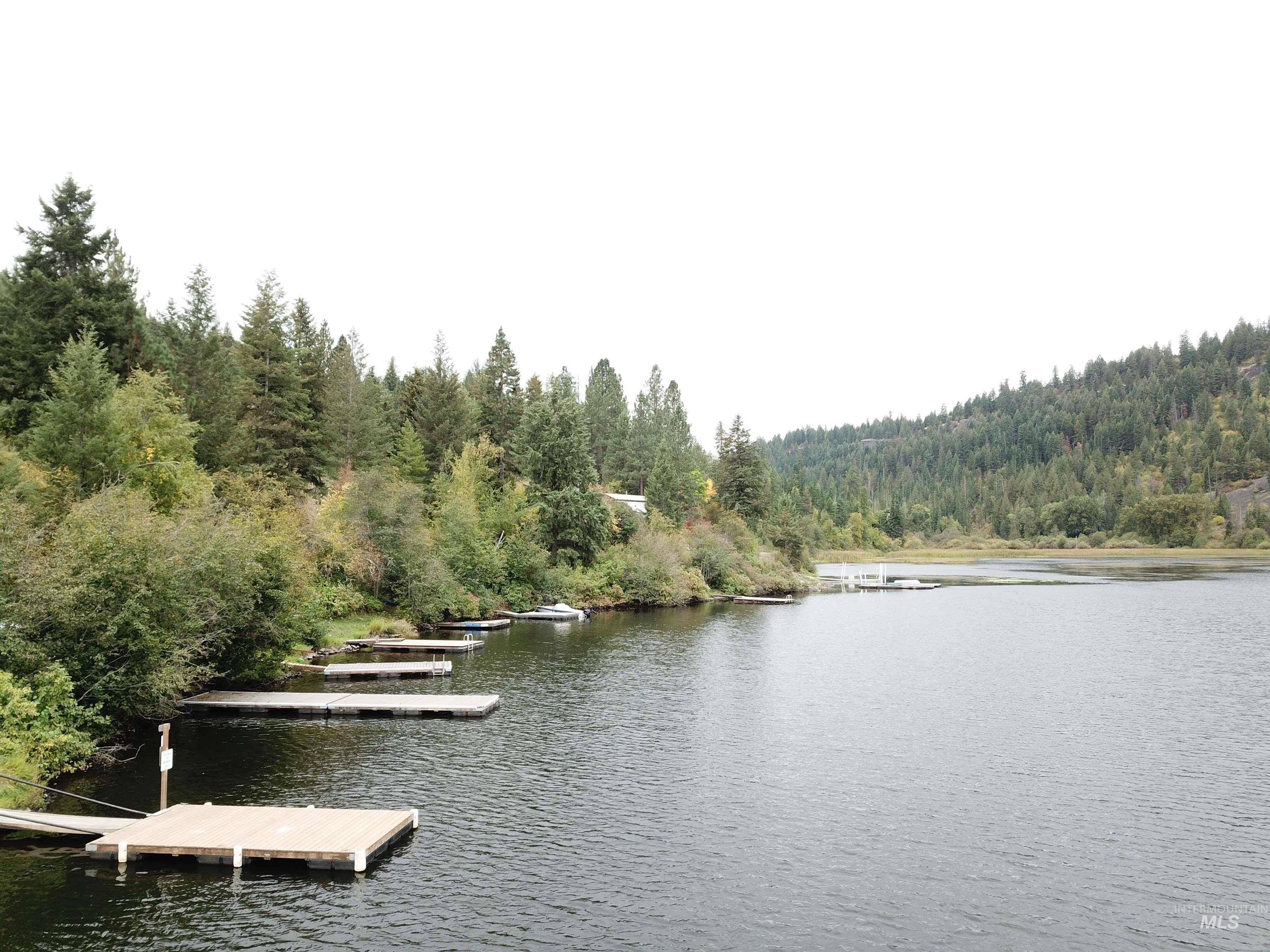 8893 E Waxwing Way, St. Maries, Idaho 83861, 1 Bedroom, 1 Bathroom, Residential For Sale, Price $310,000, 99002488