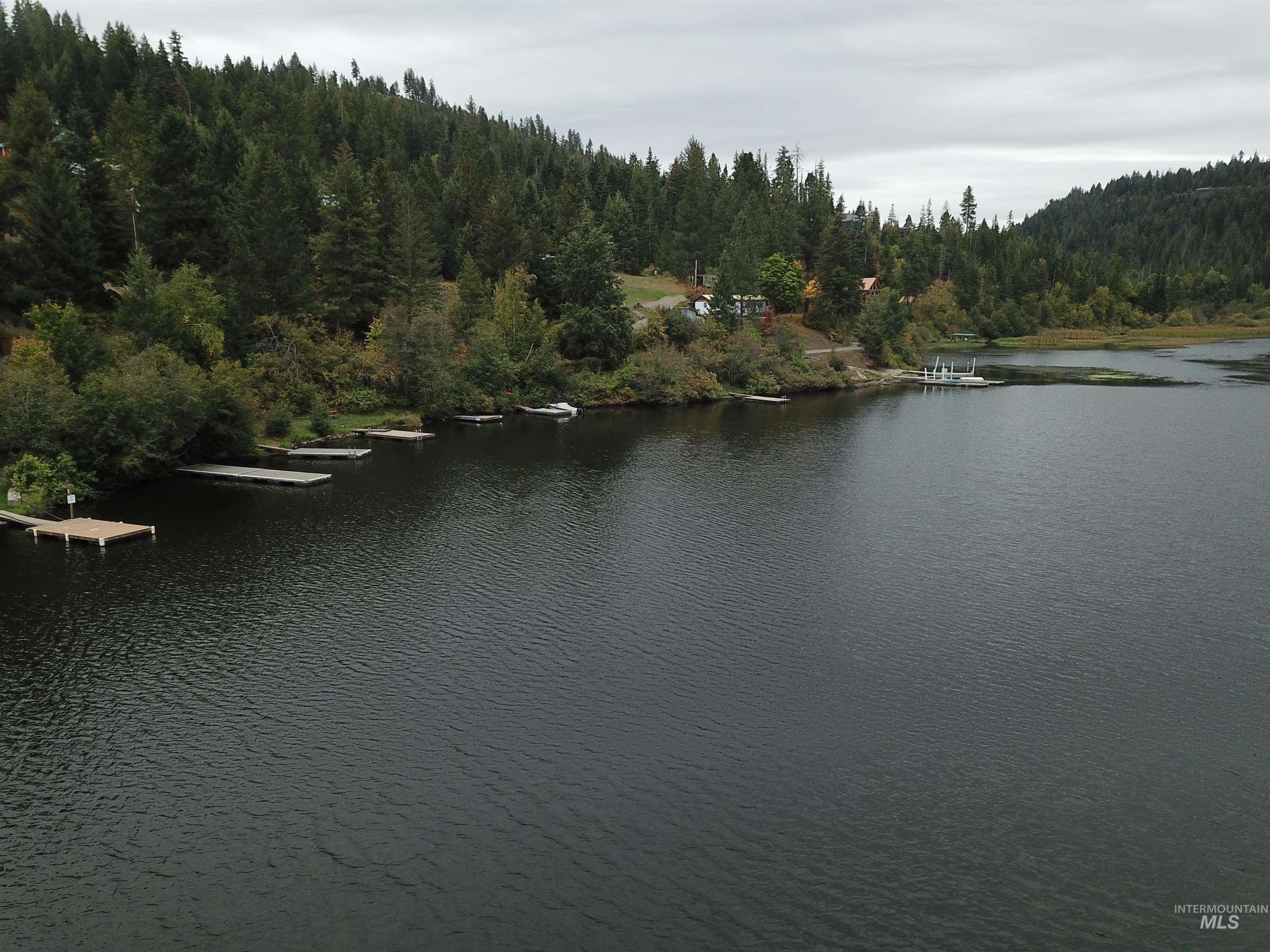 8893 E Waxwing Way, St. Maries, Idaho 83861, 1 Bedroom, 1 Bathroom, Residential For Sale, Price $310,000, 99002488