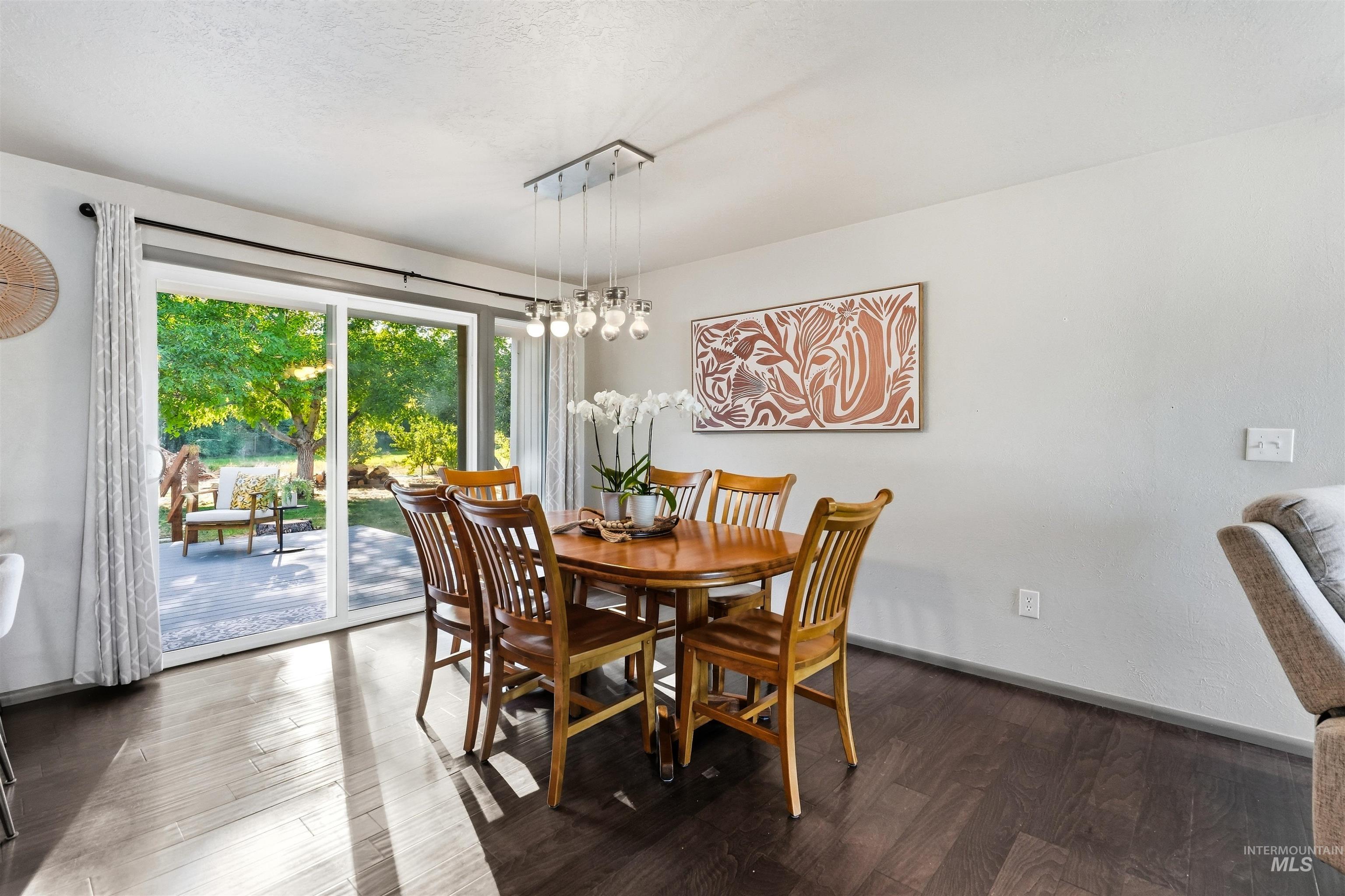 9298 W Teakwood Dr, Boise, Idaho 83709, 5 Bedrooms, 3 Bathrooms, Residential For Sale, Price $735,000, 99002490
