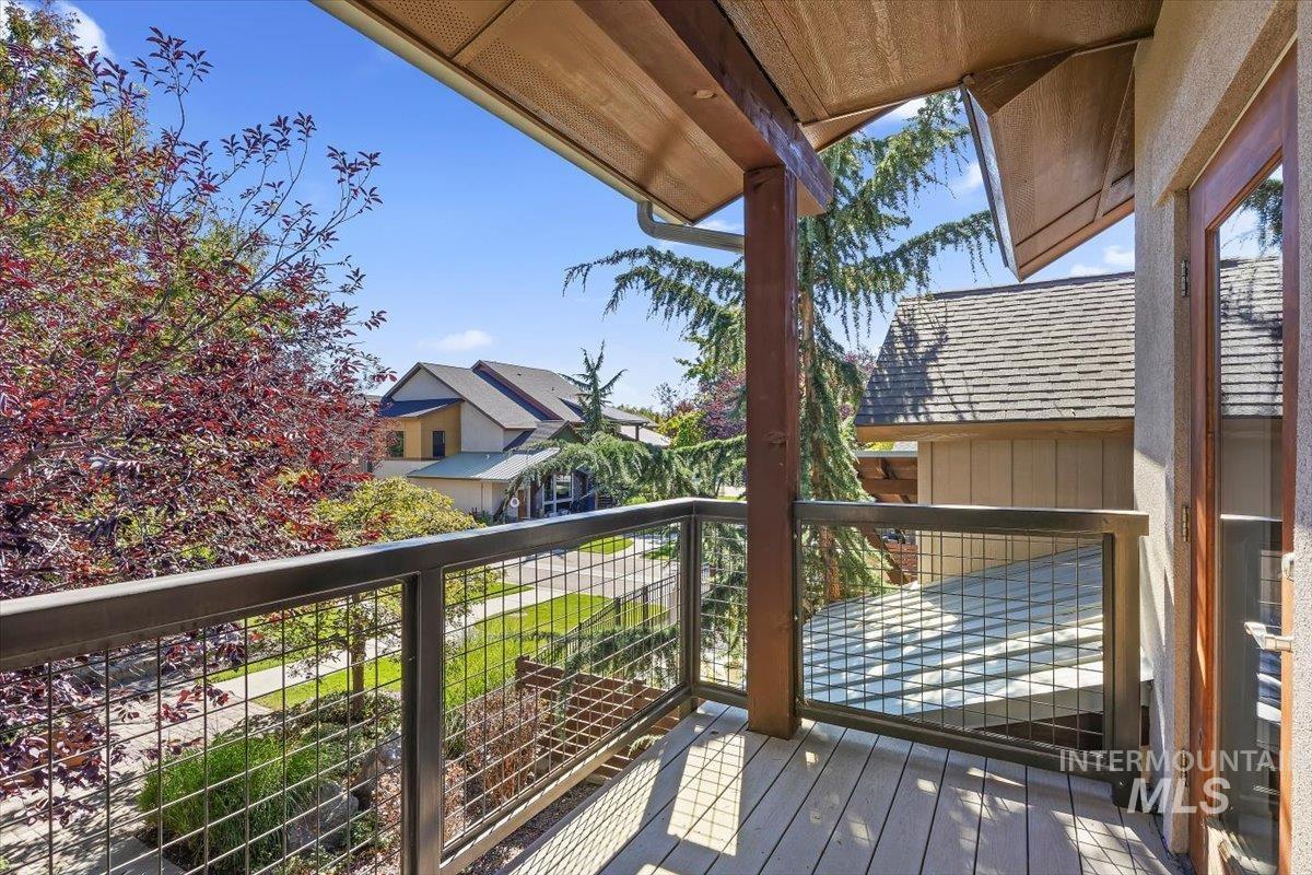 1385 E Lone Creek Drive, Eagle, Idaho 83616, 3 Bedrooms, 2.5 Bathrooms, Residential For Sale, Price $575,000, 99002491