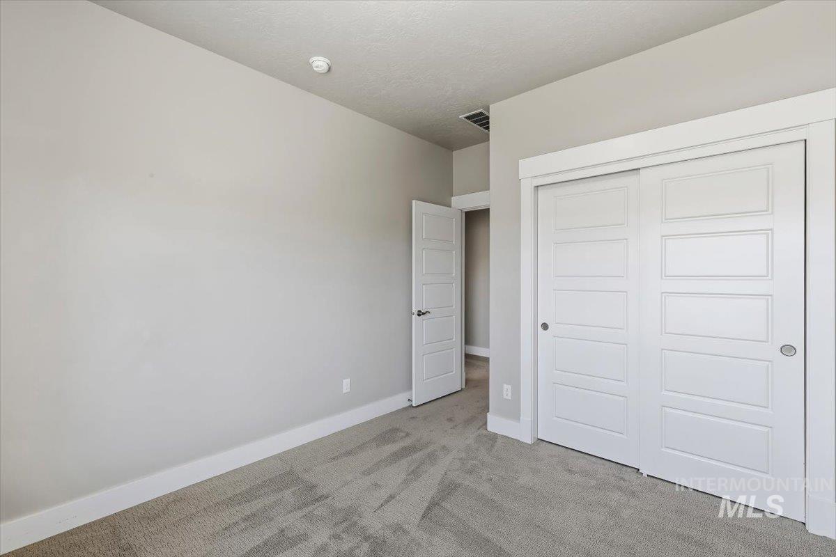 1385 E Lone Creek Drive, Eagle, Idaho 83616, 3 Bedrooms, 2.5 Bathrooms, Residential For Sale, Price $575,000, 99002491