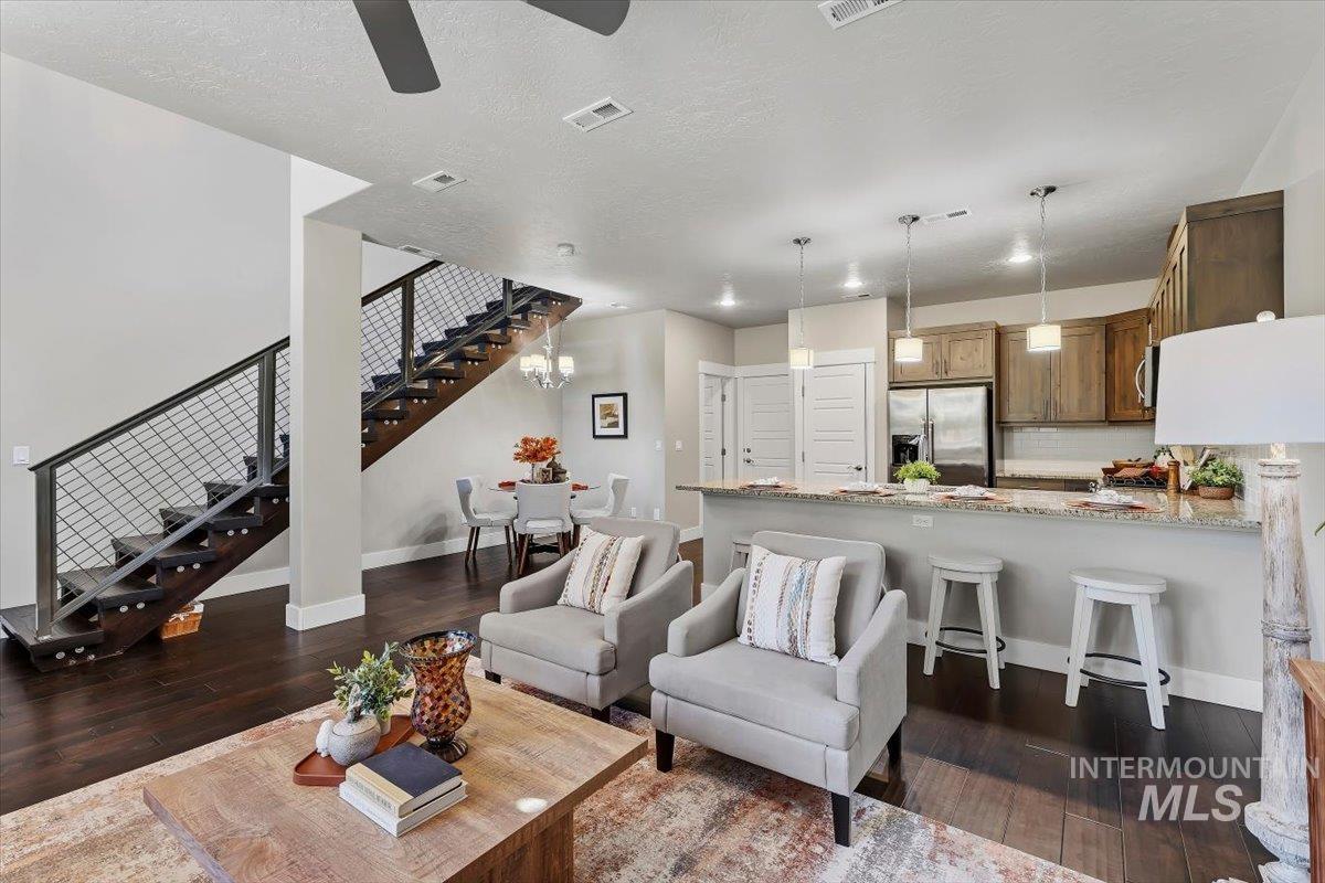 1385 E Lone Creek Drive, Eagle, Idaho 83616, 3 Bedrooms, 2.5 Bathrooms, Residential For Sale, Price $575,000, 99002491