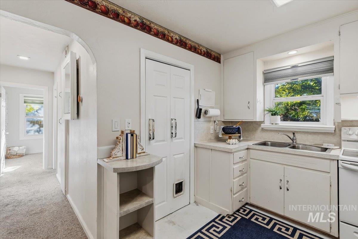 2209 W Frederic St, Boise, Idaho 83705, 2 Bedrooms, 1 Bathroom, Residential For Sale, Price $325,000, 99002493