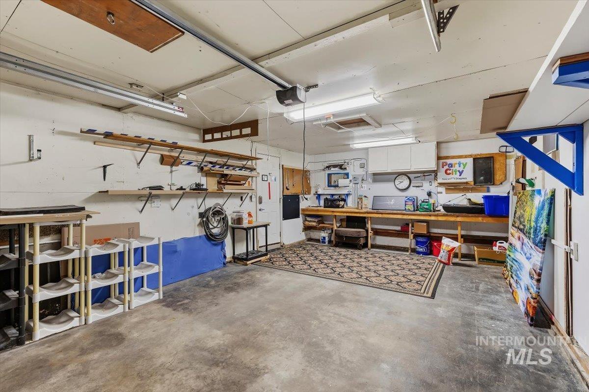 2209 W Frederic St, Boise, Idaho 83705, 2 Bedrooms, 1 Bathroom, Residential For Sale, Price $325,000, 99002493