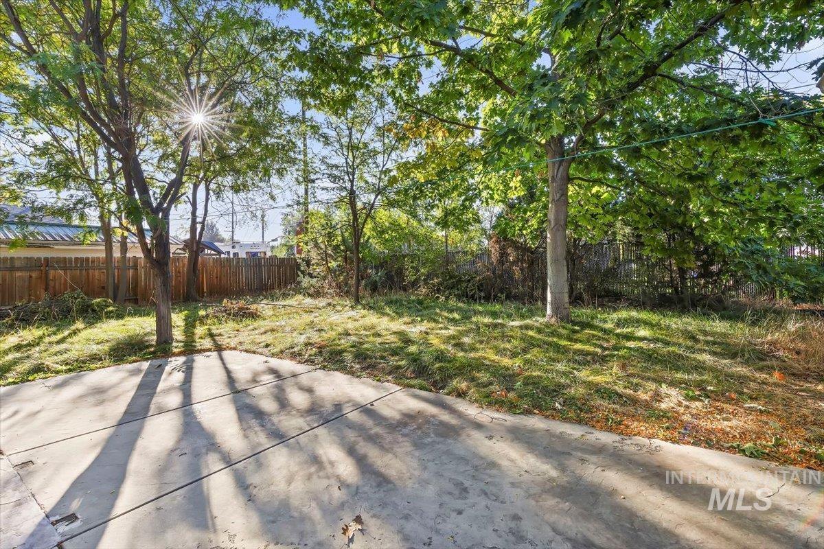 2209 W Frederic St, Boise, Idaho 83705, 2 Bedrooms, 1 Bathroom, Residential For Sale, Price $325,000, 99002493