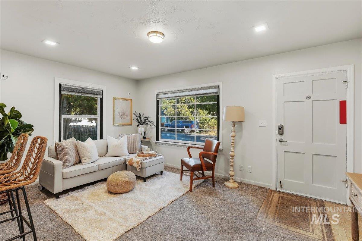2209 W Frederic St, Boise, Idaho 83705, 2 Bedrooms, 1 Bathroom, Residential For Sale, Price $325,000, 99002493