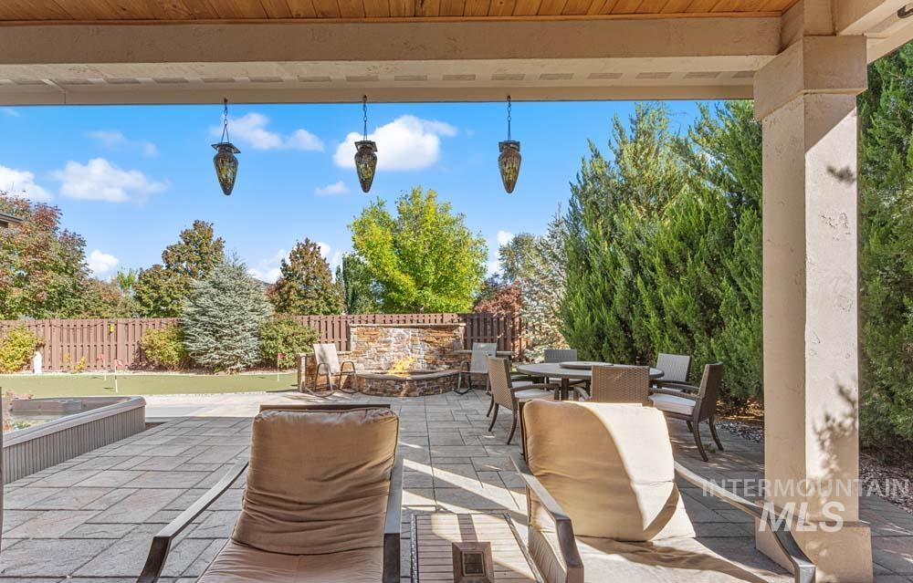3208 S Fox Leash Ave, Eagle, Idaho 83616, 5 Bedrooms, 4 Bathrooms, Residential For Sale, Price $965,000, 99002494