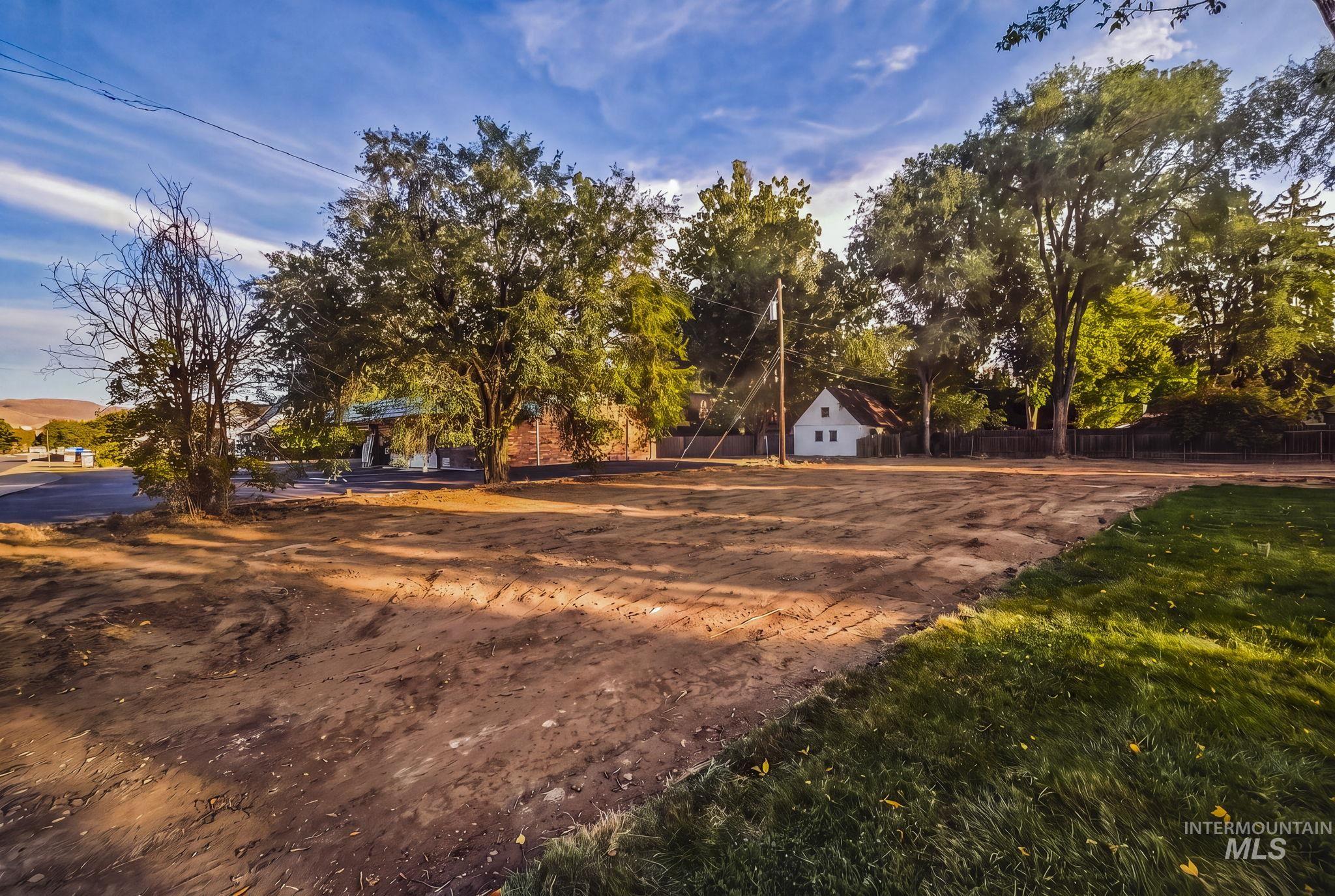 3113 W. Overland Road, Boise, Idaho 83705, Business/Commercial For Sale, Price $830,000,MLS 99002495