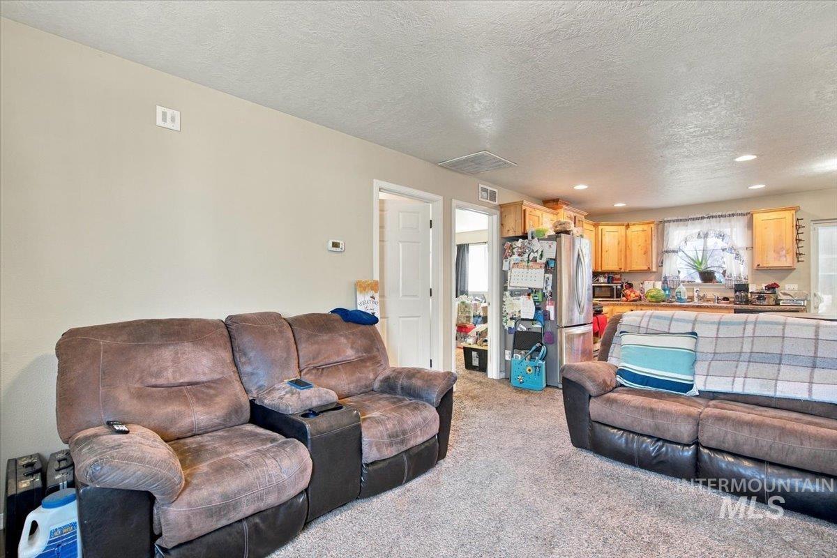 711 Prince Ave, Wilder, Idaho 83676, 3 Bedrooms, 2 Bathrooms, Residential For Sale, Price $314,900,MLS 99002498