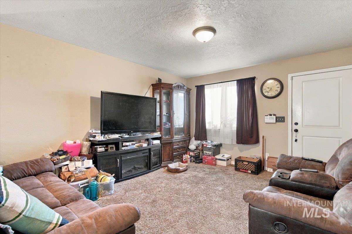 711 Prince Ave, Wilder, Idaho 83676, 3 Bedrooms, 2 Bathrooms, Residential For Sale, Price $314,900,MLS 99002498