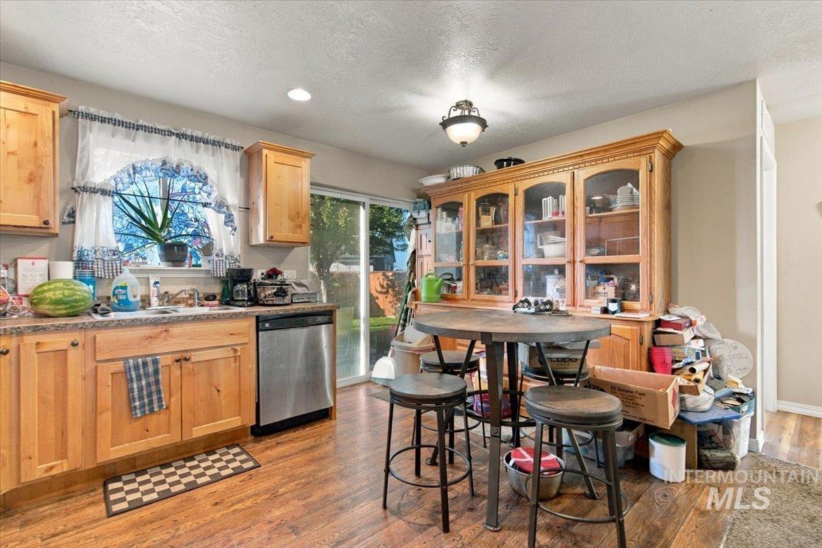 711 Prince Ave, Wilder, Idaho 83676, 3 Bedrooms, 2 Bathrooms, Residential For Sale, Price $314,900,MLS 99002498